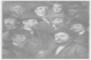 Ein Schwarz-Weiß-Foto einer Gruppe von Männern in Hüten, einer hält einen Ball, mit dem Text "Gustav Klimt - The Ball" unten.