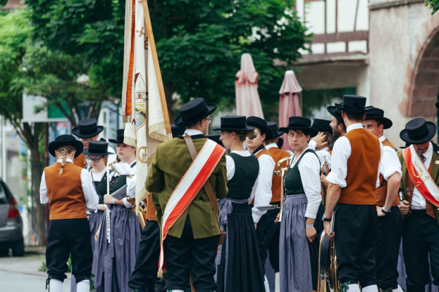 Mit Zelt und Fest im Pfarrheim        Vom 3. bis 6. Juli, Patronatsfest in Luerrip