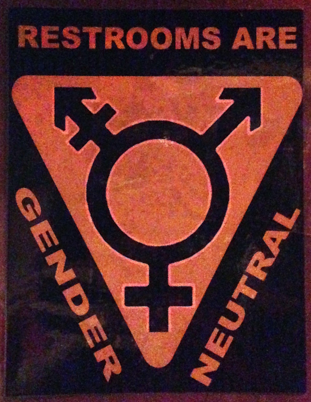 Plakat mit der Aufschrift "Restrooms sind genderneutral" zur Betonung der geschlechtergerechten Toilettenschilderung.
