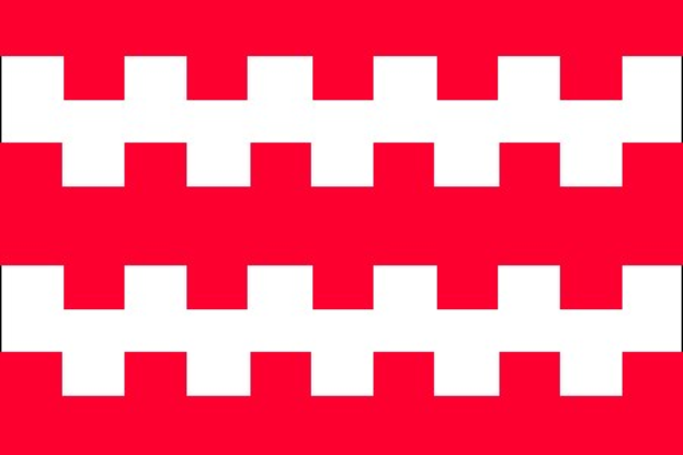 Eine rote Flagge mit einem mittig platzierten weissen Kreuz, das aus abwechselnden weissen und roten Quadraten besteht.