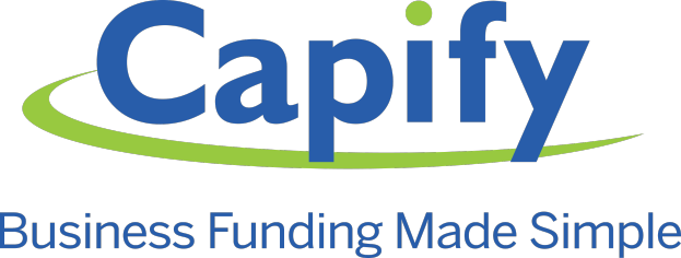 "Weißer Hintergrund mit fetter schwarzer Schrift 'capify business funding made simple' mittig und von einem dünnen schwarzen Rand umgeben."