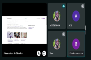 Ein Screenshot einer Website mit einer Gruppe von Menschen auf der linken Seite, Bildern, Text und Icons auf der rechten Seite und "Yahoo Finance - Präsentation de Bérénice" Text unten.