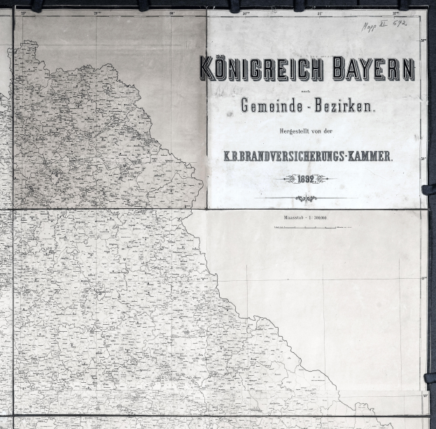 Eine detaillierte Schwarz-Weiß-Karte des Königreichs Bayern, Deutschland, die geographische Merkmale wie Flüsse, Berge und Städte zeigt.