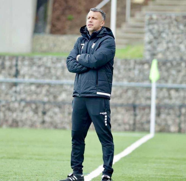 René Wagner übernimmt als neuer Cheftrainer beim 1. FC Köln bis 2028