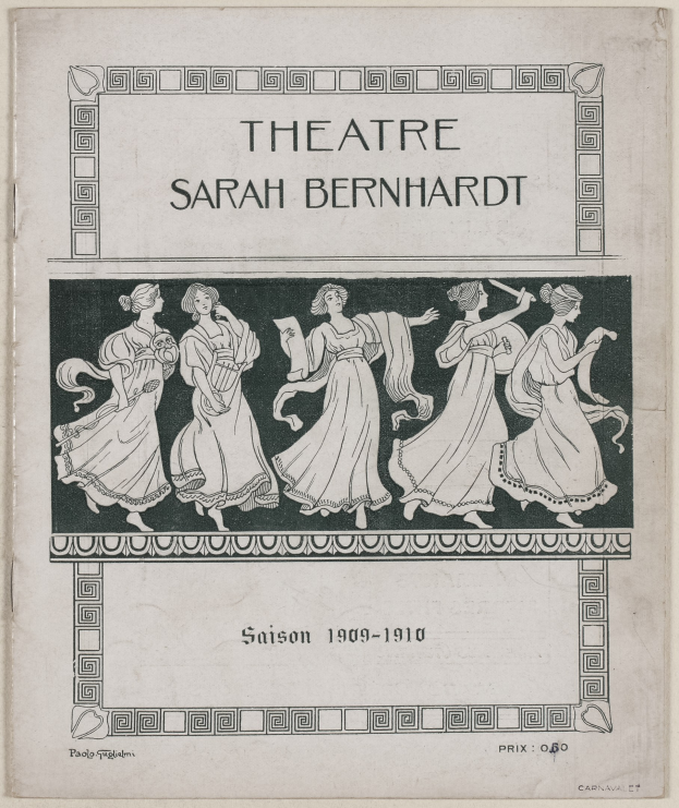 Plakat für das Theatre Sarah Bernhardt von 1909–1910, das eine Gruppe von Frauen in der Mitte mit Text zeigt, der das Theater und seine Schauspieler beschreibt.