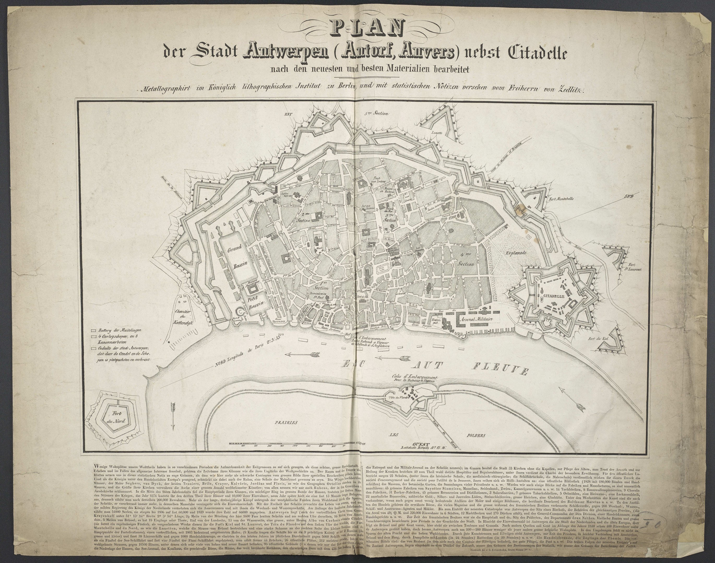 Ein abgenutztes Buch mit einer detaillierten Karte von Berlins Straßen, Gebäuden und Sehenswürdigkeiten, begleitet von Texten über die Bevölkerung und bemerkenswerte Merkmale der Stadt.