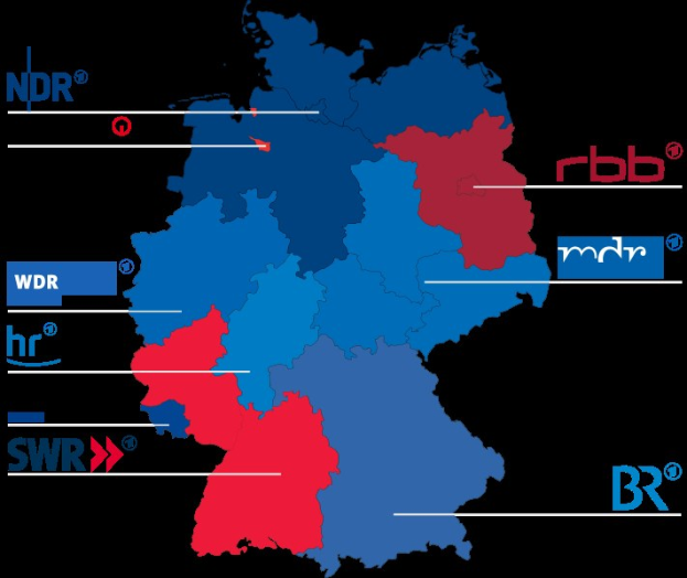 Karte von Deutschland, die die Wahlergebnisse von 2016 nach Bundesländern zeigt, mit roter und blauer Hervorhebung und Textdetails zu Kandidaten und Wahldatum.